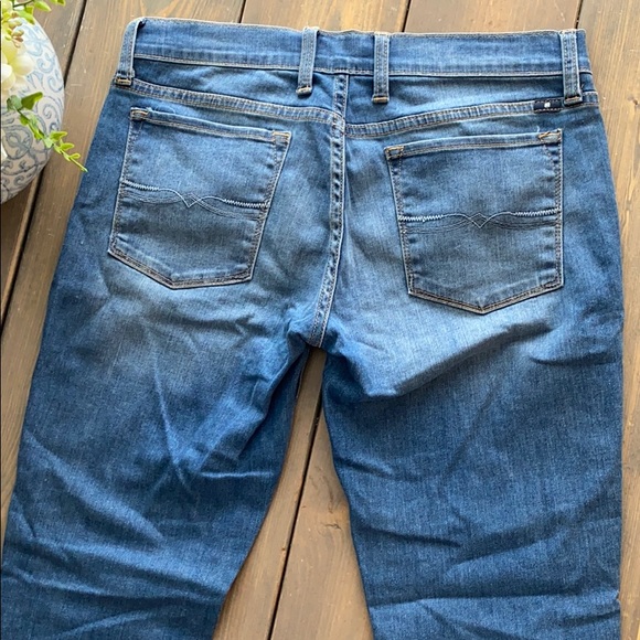 Lucky Brand Jeans - Picture 4 of 8